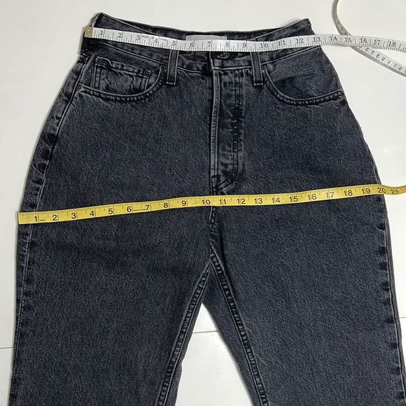 NWT Everlane The 90’s Curvy Cheeky Jeans in Washed Black Size 27 - Picture 16 of 16